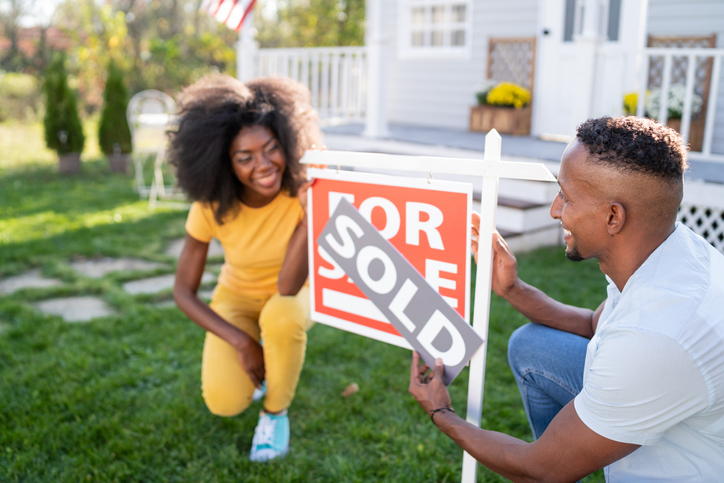 THE PROS AND CONS OF HOUSE SELLING METHODS